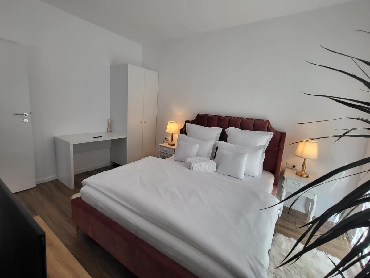 Sika Sunny Garden Apartment Arad Eksteriør bilde